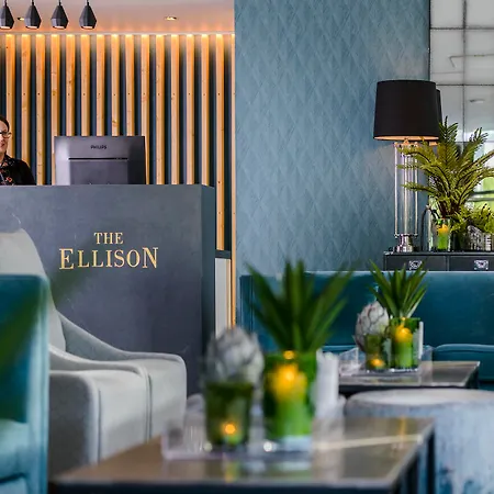 מלון The Ellison 4*