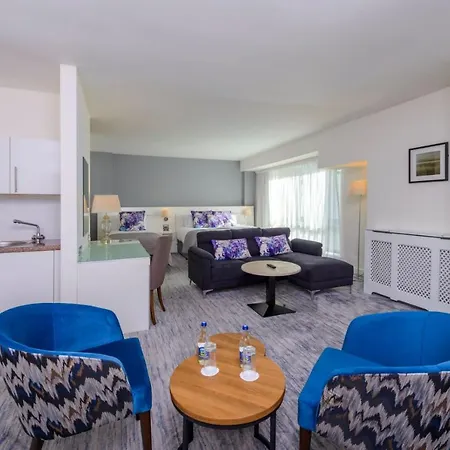 فندق The Ellison 4*