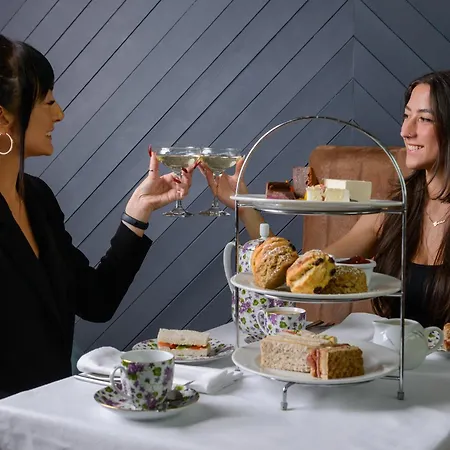 The Ellison فندق كاستليبار