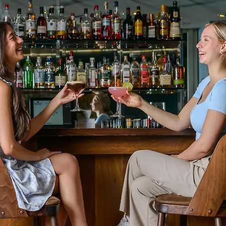 The Ellison فندق كاستليبار