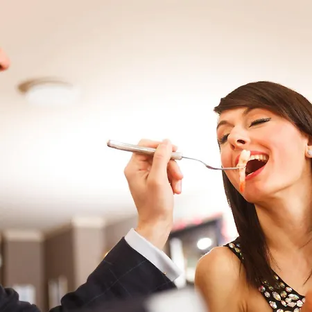 The Ellison 4* קאסלבר