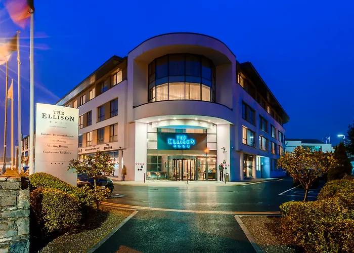 호텔 The Ellison 4*