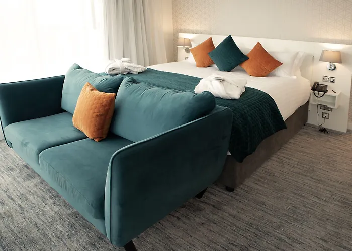 The Ellison 4*